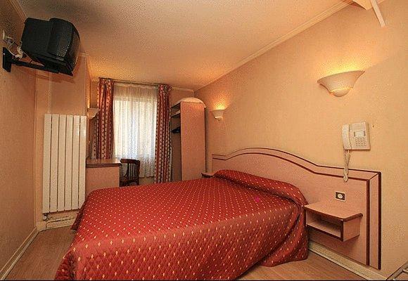 Marciano Hotel Gare Du Nord Párizs Szoba fotó